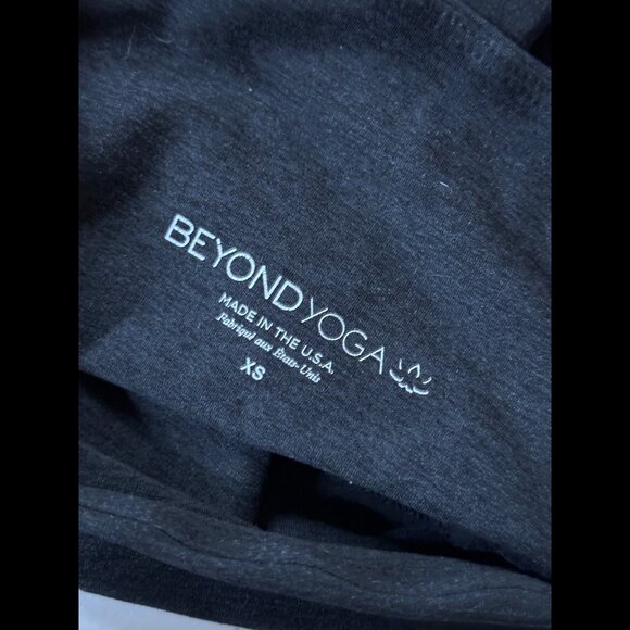 Beyond Yoga Leggings XS Womens Gray Cropped Low Rise Stretch Tight Pants - Picture 8 of 8